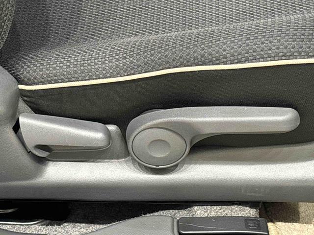 アルトラパンＸセレクション　ナビ　ＥＴＣ車載器　運転席側シートヒーターハロゲンヘッドライト　運転席シートヒーター　オートエアコン　電動格納ドアミラー　キーフリーシステム　アイドリングストップ（広島県）の中古車