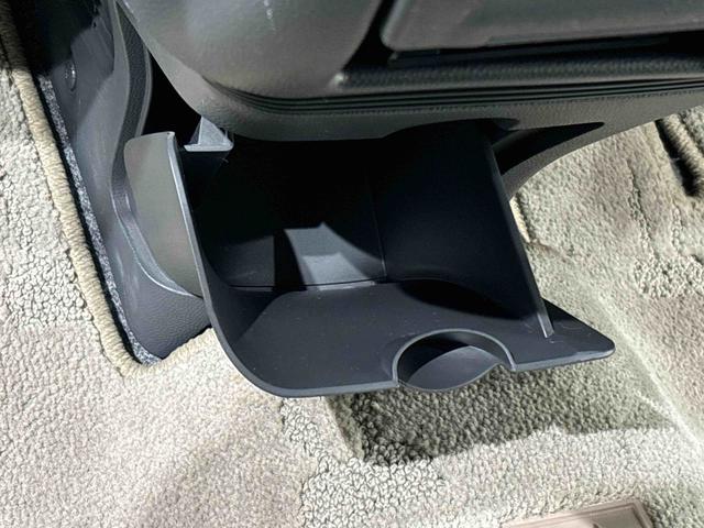 アルトラパンＸセレクション　ナビ　ＥＴＣ車載器　運転席側シートヒーターハロゲンヘッドライト　運転席シートヒーター　オートエアコン　電動格納ドアミラー　キーフリーシステム　アイドリングストップ（広島県）の中古車