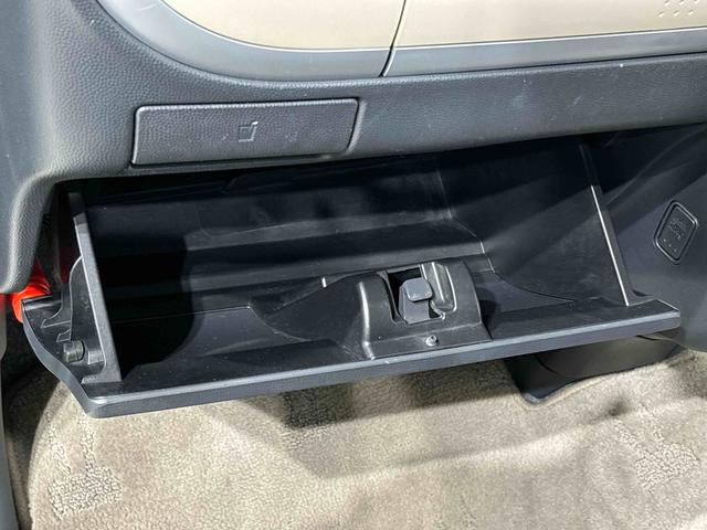 アルトラパンＸセレクション　ナビ　ＥＴＣ車載器　運転席側シートヒーターハロゲンヘッドライト　運転席シートヒーター　オートエアコン　電動格納ドアミラー　キーフリーシステム　アイドリングストップ（広島県）の中古車