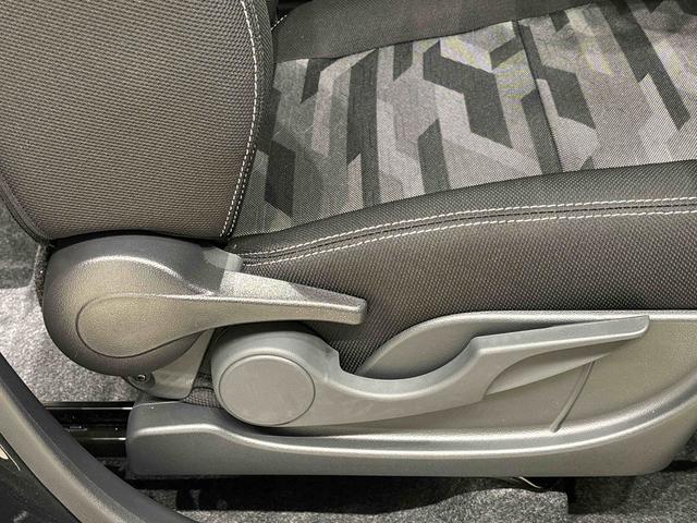 タフトGターボ クロムベンチャー バックモニター対応スカイフィールトップ クロムパック メッキパック シルバーアンダーガーニッシュ インテリアアクセント LEDオートハイビーム&フォグランプ 電動パーキングブレーキ バックカメラ アルミホイール(広島県)の中古車