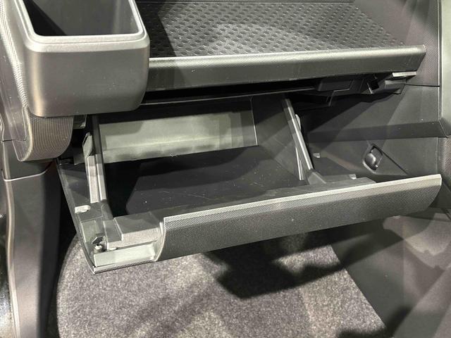 タフトGターボ クロムベンチャー バックモニター対応スカイフィールトップ クロムパック メッキパック シルバーアンダーガーニッシュ インテリアアクセント LEDオートハイビーム&フォグランプ 電動パーキングブレーキ バックカメラ アルミホイール(広島県)の中古車