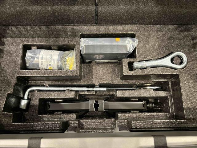 タフトGターボ クロムベンチャー バックモニター対応スカイフィールトップ クロムパック メッキパック シルバーアンダーガーニッシュ インテリアアクセント LEDオートハイビーム&フォグランプ 電動パーキングブレーキ バックカメラ アルミホイール(広島県)の中古車