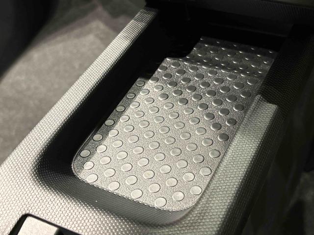 タフトＧ　ダーククロムベンチャースカイフィールトップ　クロムパック　メッキパック　シルバーアンダーガーニッシュ　インテリアアクセント　ＬＥＤオートライト＆フォグランプ　電動パーキングブレーキ　バックカメラ　アルミホイール（広島県）の中古車