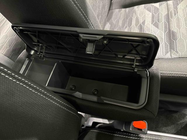 タフトＧ　ダーククロムベンチャースカイフィールトップ　クロムパック　メッキパック　シルバーアンダーガーニッシュ　インテリアアクセント　ＬＥＤオートライト＆フォグランプ　電動パーキングブレーキ　バックカメラ　アルミホイール（広島県）の中古車