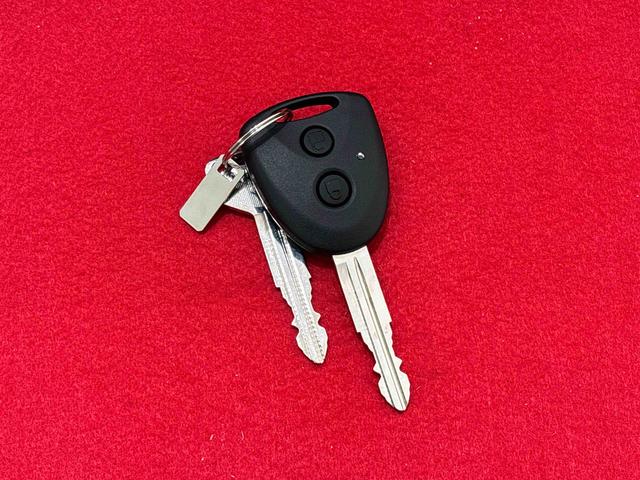 ミライースＸ　ＳＡIIIＬＥＤヘッドランプ　セキュリティアラーム　コーナーセンサー　１４インチフルホイールキャップ　キーレスエントリー　電動格納式ドアミラー　ショツピングフック　マニュアルエアコン（広島県）の中古車