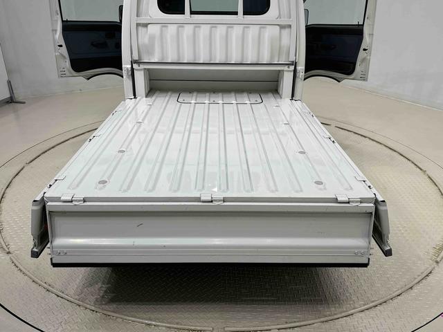 ハイゼットトラックジャンボ　４ＭＤ　ＭＴ車　ＡＭ／ＦＭラジオ　スペアタイヤマニュアルエアコン　ハンドサイドブレーキ　運転席・助手席パワーウィンドウ　チケットホルダー付きサンバイザー　ハロゲンヘッドライト（広島県）の中古車