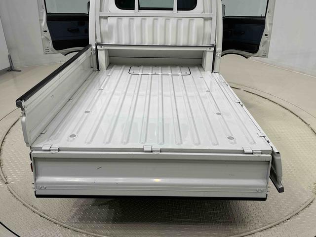 ハイゼットトラックジャンボ　４ＭＤ　ＭＴ車　ＡＭ／ＦＭラジオ　スペアタイヤマニュアルエアコン　ハンドサイドブレーキ　運転席・助手席パワーウィンドウ　チケットホルダー付きサンバイザー　ハロゲンヘッドライト（広島県）の中古車