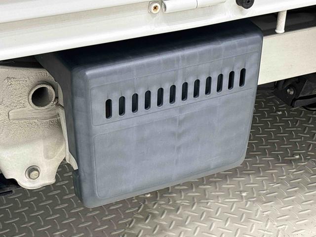 ハイゼットトラックジャンボ　４ＭＤ　ＭＴ車　ＡＭ／ＦＭラジオ　スペアタイヤマニュアルエアコン　ハンドサイドブレーキ　運転席・助手席パワーウィンドウ　チケットホルダー付きサンバイザー　ハロゲンヘッドライト（広島県）の中古車