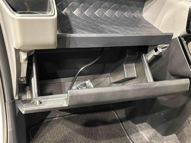 タントカスタムＲＳナビ　バックカメラ　ＬＥＤオートライト　パワースライドドアウェルカムオープン機能　運転席ロングスライドシ−ト　助手席ロングスライド　助手席イージークローザー　アルミホイール　キーフリーシステム（広島県）の中古車