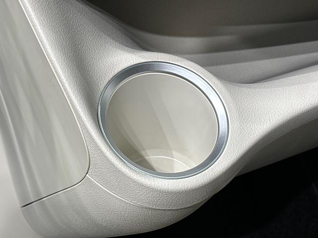 シエンタG スロープタイプ ナビ バックカメラ ETCドライヴレコーダー オートエアコン プッシュスタート キーフリーシステム オートライト 両側パワースライドドア LEDライト フォグランプ ホイールキャップ(広島県)の中古車