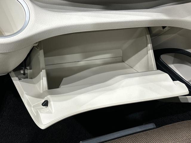 シエンタG スロープタイプ ナビ バックカメラ ETCドライヴレコーダー オートエアコン プッシュスタート キーフリーシステム オートライト 両側パワースライドドア LEDライト フォグランプ ホイールキャップ(広島県)の中古車