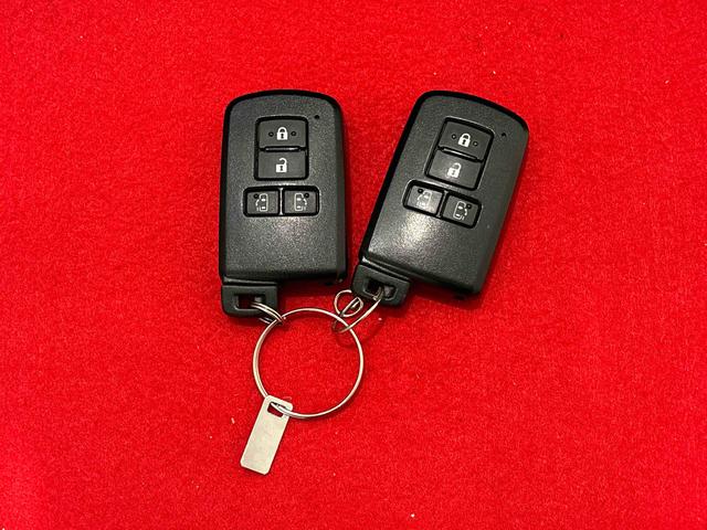 シエンタG スロープタイプ ナビ バックカメラ ETCドライヴレコーダー オートエアコン プッシュスタート キーフリーシステム オートライト 両側パワースライドドア LEDライト フォグランプ ホイールキャップ(広島県)の中古車