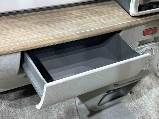 アルトラパンＸ　ナビゲーション　バックカメラ　運転席シートヒーター衝突被害軽減ブレーキ　オートライト　ＥＴＣ車載器（広島県）の中古車