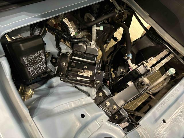 ハイゼットトラックスタンダードSAIIIt パワーウインドウ キーレスエントリETC車載器 トップシェイドガラス AMFMラジオ 手引き式サイドブレーキ コーナーセンサー スペアタイヤ(広島県)の中古車