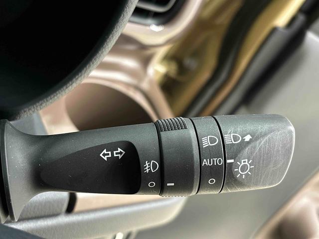 ムーヴキャンバスセオリーＧＬＥＤオートライト・フォグランプ　電動パーキングブレーキ　プッシュボタンスタート　セキュリティアラーム　バックカメラ　両側パワースライドドアウエルカムオープン機能　オート電動格納式ドアミラー（広島県）の中古車