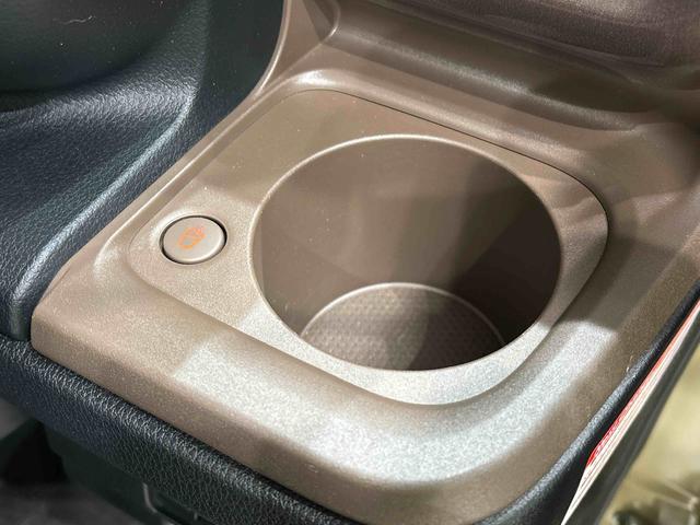 ムーヴキャンバスセオリーＧＬＥＤオートライト・フォグランプ　電動パーキングブレーキ　プッシュボタンスタート　セキュリティアラーム　バックカメラ　両側パワースライドドアウエルカムオープン機能　オート電動格納式ドアミラー（広島県）の中古車