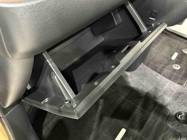 ムーヴキャンバスセオリーＧＬＥＤオートライト・フォグランプ　電動パーキングブレーキ　プッシュボタンスタート　セキュリティアラーム　バックカメラ　両側パワースライドドアウエルカムオープン機能　オート電動格納式ドアミラー（広島県）の中古車