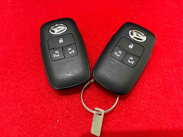 ムーヴキャンバスセオリーＧＬＥＤオートライト・フォグランプ　電動パーキングブレーキ　プッシュボタンスタート　セキュリティアラーム　バックカメラ　両側パワースライドドアウエルカムオープン機能　オート電動格納式ドアミラー（広島県）の中古車