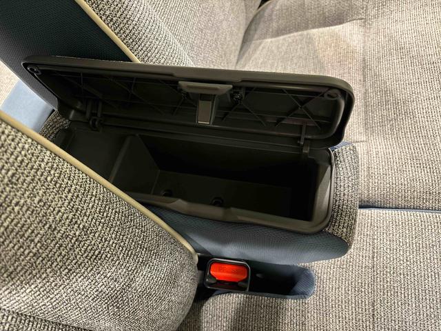 ムーヴキャンバスストライプスＧ　バックモニター対応　電動パーキングブレーキＬＥＤオートライト・フォグランプ　電動パーキングブレーキ　プッシュボタンスタート　セキュリティアラーム　バックカメラ　両側パワースライドドアウエルカムオープン機能　オート電動格納式ドアミラー（広島県）の中古車