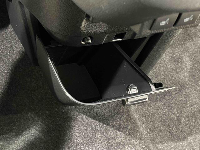 ムーヴキャンバスストライプスＧ　バックモニター対応　電動パーキングブレーキＬＥＤオートライト・フォグランプ　電動パーキングブレーキ　プッシュボタンスタート　セキュリティアラーム　バックカメラ　両側パワースライドドアウエルカムオープン機能　オート電動格納式ドアミラー（広島県）の中古車