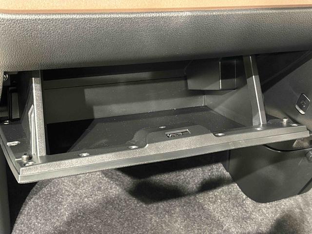 ムーヴキャンバスセオリーＧ　バックモニター対応　電動パーキングブレーキＬＥＤオートライト・フォグランプ　電動パーキングブレーキ　プッシュボタンスタート　セキュリティアラーム　バックカメラ　両側パワースライドドアウエルカムオープン機能　オート電動格納式ドアミラー（広島県）の中古車