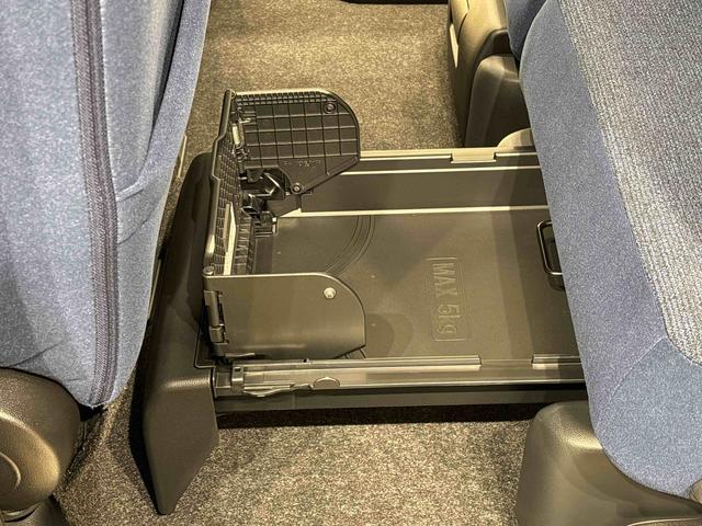 ムーヴキャンバスセオリーＧ　バックモニター対応　電動パーキングブレーキＬＥＤオートライト・フォグランプ　電動パーキングブレーキ　プッシュボタンスタート　セキュリティアラーム　バックカメラ　両側パワースライドドアウエルカムオープン機能　オート電動格納式ドアミラー（広島県）の中古車