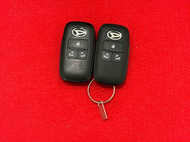 ムーヴキャンバスセオリーＧ　バックモニター対応　電動パーキングブレーキＬＥＤオートライト・フォグランプ　電動パーキングブレーキ　プッシュボタンスタート　セキュリティアラーム　バックカメラ　両側パワースライドドアウエルカムオープン機能　オート電動格納式ドアミラー（広島県）の中古車