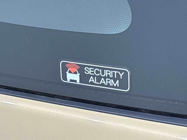 ムーヴキャンバスセオリーＧ　両側電動スライドドア　バックカメラ付ＬＥＤヘッドライト　ＬＥＤフォグランプ　オーディオ操作用ステアリングスイッチ　前席シートヒーター　ＳＲＳサイドエアバッグ　オートライト　オートハイビーム　プッシュボタンスタート　オーディオレス（広島県）の中古車