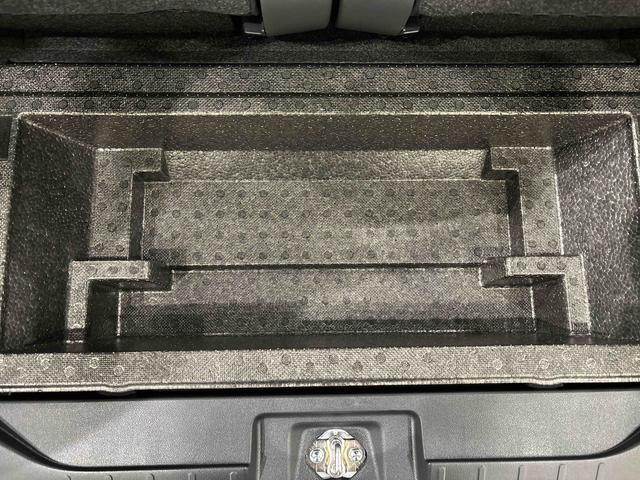 タントカスタムＲＳ　キーフリー　バックカメラ　ＬＥＤヘッドランプＬＥＤオートライト　パワースライドドアウェルカムオープン機能　オート電動格納式ドアミラー　助手席ロングスライド　助手席イージークローザー　運転席助手席シートヒーター　アルミホイール　ＬＥＤフォグランプ（広島県）の中古車