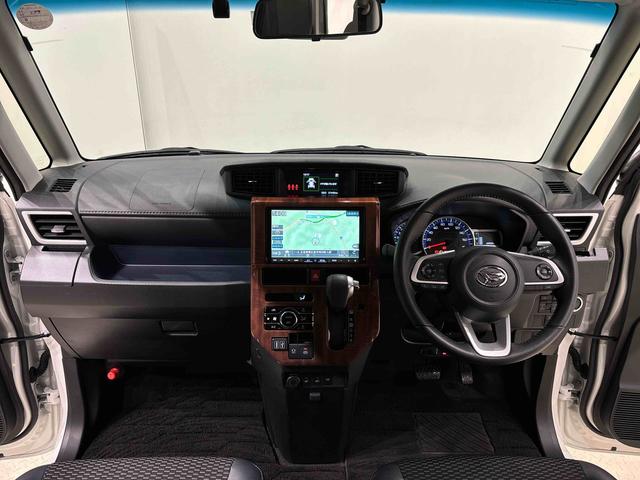 トールカスタムＧ　ＵＧ２　スタイルパック　コンフォータブルパックナビ　ドラレコ　ＥＴＣ　パノラマ対応バックカメラ　ＬＥＤヘッドランプ・フォグランプ　　１４インチアルミホイール　オートライト　プッシュボタンスタート　クルーズコントロール　パワースライドドア（広島県）の中古車