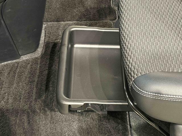 トールカスタムＧ　ＵＧ２　スタイルパック　コンフォータブルパックナビ　ドラレコ　ＥＴＣ　パノラマ対応バックカメラ　ＬＥＤヘッドランプ・フォグランプ　　１４インチアルミホイール　オートライト　プッシュボタンスタート　クルーズコントロール　パワースライドドア（広島県）の中古車