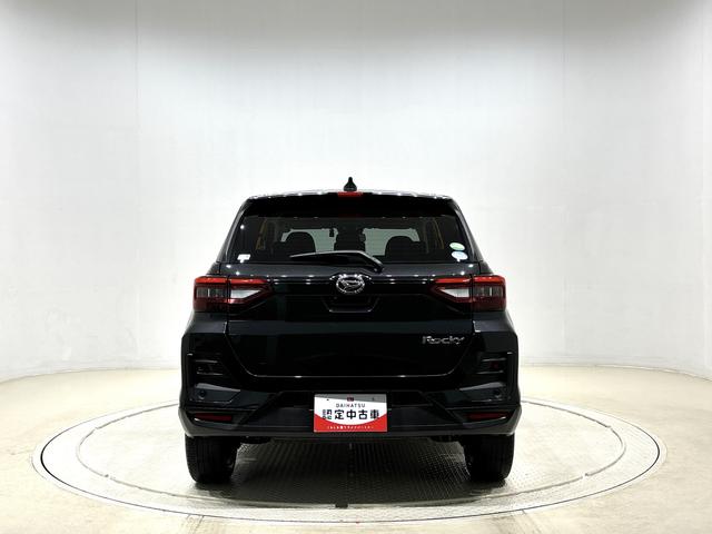 ロッキーＧ　カーナビ　バックモニター　ドライブレコーダー　ＥＴＣＬＥＤヘッドランプ・フォグランプ　全車速追従機能付アダプティブクルーズコントロール　レーンキープコントロール　１７インチアルミホイール　シートヒーター　プッシュボタンスタート（広島県）の中古車