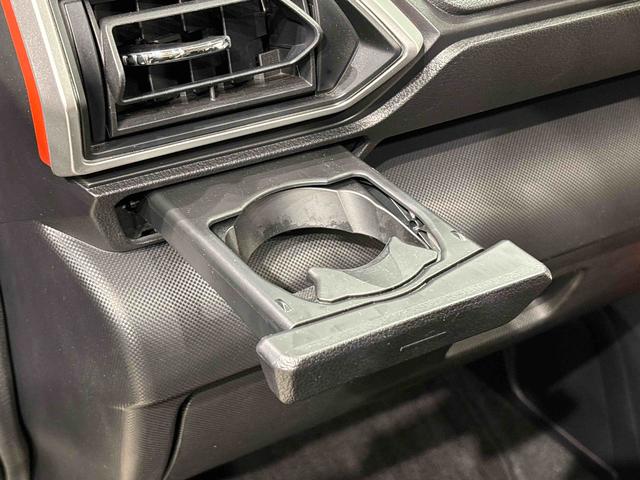 ロッキーＧ　カーナビ　バックモニター　ドライブレコーダー　ＥＴＣＬＥＤヘッドランプ・フォグランプ　全車速追従機能付アダプティブクルーズコントロール　レーンキープコントロール　１７インチアルミホイール　シートヒーター　プッシュボタンスタート（広島県）の中古車