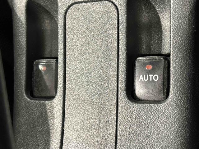 コペンローブ　ＭＴ電動開閉式ルーフ　ＬＥＤヘッドランプ　ハロゲンフォグランプ　　１６インチタイヤ＆アルミホイール　プッシュボタンスタート　セキュリティアラーム　スタビライザー（フロント・リヤ）（広島県）の中古車