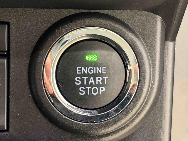 トールカスタムGLEDヘッドランプ・フォグランプ 14インチアルミホイール オートライト プッシュボタンスタート クルーズコントロール コーナーセンサー パワースライドドア キーフリーシステム(広島県)の中古車