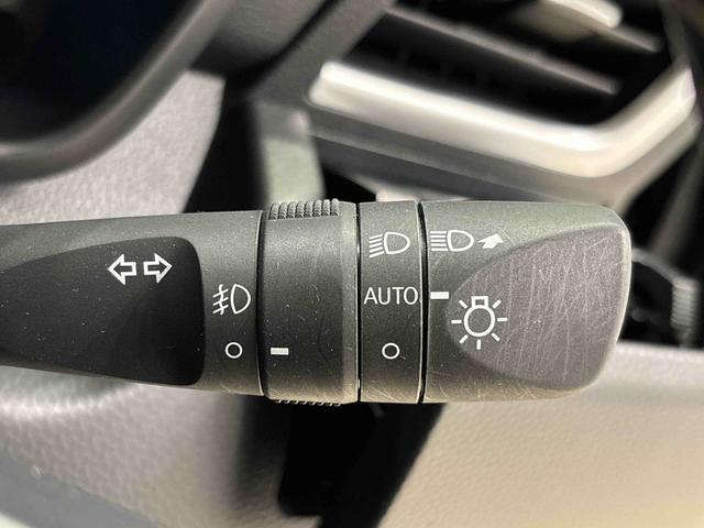 トールカスタムGLEDヘッドランプ・フォグランプ 14インチアルミホイール オートライト プッシュボタンスタート クルーズコントロール コーナーセンサー パワースライドドア キーフリーシステム(広島県)の中古車