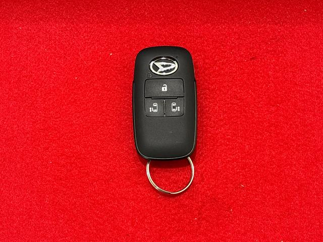 トールカスタムGLEDヘッドランプ・フォグランプ 14インチアルミホイール オートライト プッシュボタンスタート クルーズコントロール コーナーセンサー パワースライドドア キーフリーシステム(広島県)の中古車