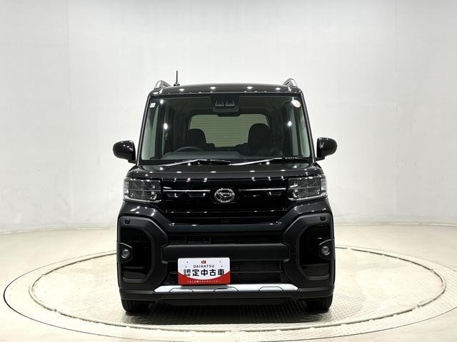 タントファンクロスターボ　　運転席・助手席シートヒーター純正ナビ装着用アップグレードパック　電動パーキングブレーキ　オートブレーキホールド機能　本革巻ステアリングホイール　１５インチアルミホイール　格納式リヤドアサンシェード　キーフリーシステム（広島県）の中古車