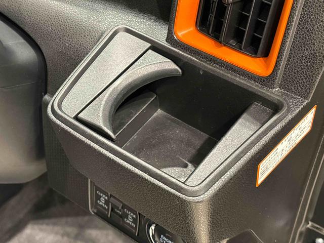 タントファンクロスターボ　　運転席・助手席シートヒーター純正ナビ装着用アップグレードパック　電動パーキングブレーキ　オートブレーキホールド機能　本革巻ステアリングホイール　１５インチアルミホイール　格納式リヤドアサンシェード　キーフリーシステム（広島県）の中古車