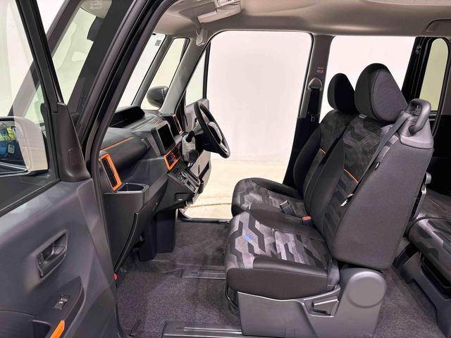 タントファンクロスターボ　　運転席・助手席シートヒーター純正ナビ装着用アップグレードパック　電動パーキングブレーキ　オートブレーキホールド機能　本革巻ステアリングホイール　１５インチアルミホイール　格納式リヤドアサンシェード　キーフリーシステム（広島県）の中古車