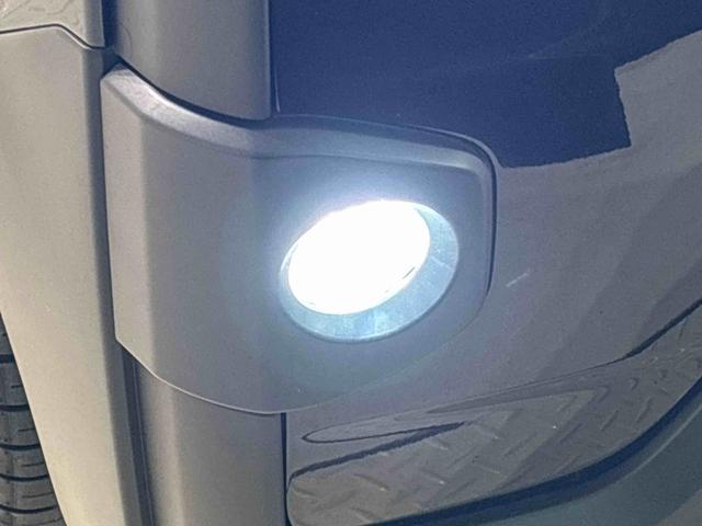 タントファンクロスターボ　　運転席・助手席シートヒーター純正ナビ装着用アップグレードパック　電動パーキングブレーキ　オートブレーキホールド機能　本革巻ステアリングホイール　１５インチアルミホイール　格納式リヤドアサンシェード　キーフリーシステム（広島県）の中古車