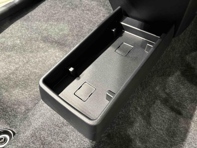 ミライースＸ　ＳＡIIIＬＥＤヘッドランプ　セキュリティアラーム　コーナーセンサー　１４インチフルホイールキャップ　キーレスエントリー　電動格納式ドアミラー　ショツピングフック　マニュアルエアコン（広島県）の中古車