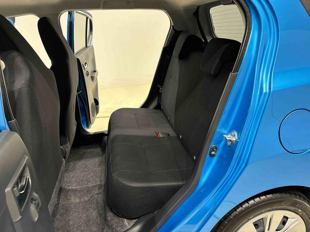 ミライースＸ　ＳＡIIIＬＥＤヘッドランプ　セキュリティアラーム　コーナーセンサー　１４インチフルホイールキャップ　キーレスエントリー　電動格納式ドアミラー　ショツピングフック　マニュアルエアコン（広島県）の中古車