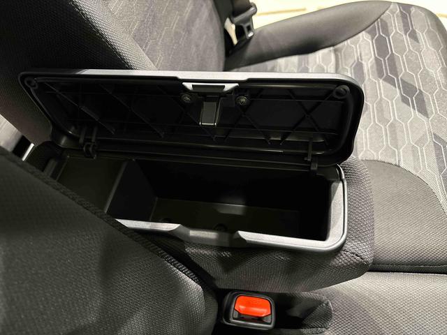 タントファンクロスターボ バックモニター対応カメラLEDオートライト パワースライドドアウェルカムオープン機能 電動パーキングブレーキ 運転席助手席シートヒーター アルミホイール キーフリーシステム オート電動格納式ドアミラー(広島県)の中古車