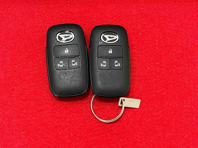 タントファンクロスターボ バックモニター対応カメラLEDオートライト パワースライドドアウェルカムオープン機能 電動パーキングブレーキ 運転席助手席シートヒーター アルミホイール キーフリーシステム オート電動格納式ドアミラー(広島県)の中古車