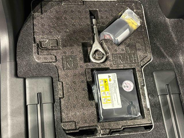 タントカスタムＲＳ　ウエルカムオープン機能付きパワースライドドアキーフリーシステム　ＬＥＤオートライト　ＬＥＤフォグランプ　オート電動格納式ドアミラー　助手席ロングスライド　助手席イージークローザー　運転席助手席シートヒーター　アルミホイール　バックカメラ（広島県）の中古車