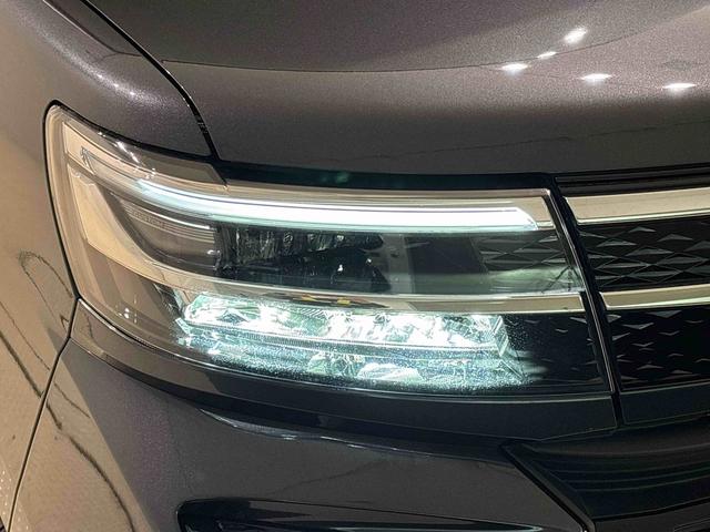 タントカスタムＲＳ　ウエルカムオープン機能付きパワースライドドアキーフリーシステム　ＬＥＤオートライト　ＬＥＤフォグランプ　オート電動格納式ドアミラー　助手席ロングスライド　助手席イージークローザー　運転席助手席シートヒーター　アルミホイール　バックカメラ（広島県）の中古車