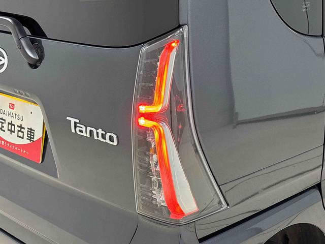 タントカスタムＲＳ　ウエルカムオープン機能付きパワースライドドアキーフリーシステム　ＬＥＤオートライト　ＬＥＤフォグランプ　オート電動格納式ドアミラー　助手席ロングスライド　助手席イージークローザー　運転席助手席シートヒーター　アルミホイール　バックカメラ（広島県）の中古車