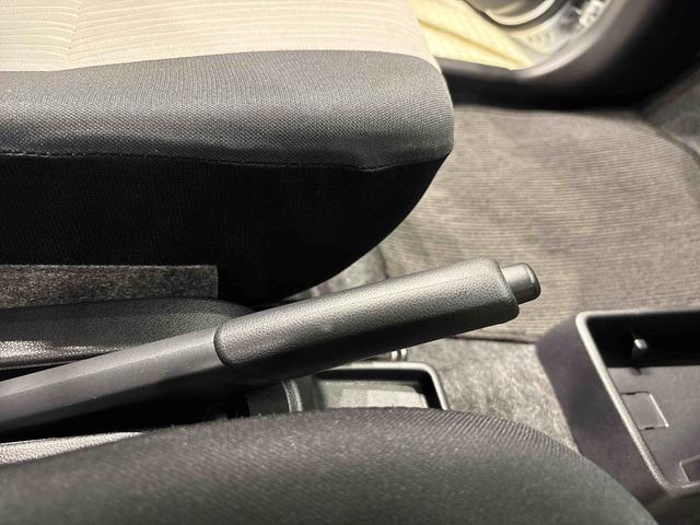 ミライースＸ　ＳＡIIIＬＥＤヘッドランプ　セキュリティアラーム　コーナーセンサー　１４インチフルホイールキャップ　キーレスエントリー　電動格納式ドアミラー　ショツピングフック　マニュアルエアコン（広島県）の中古車