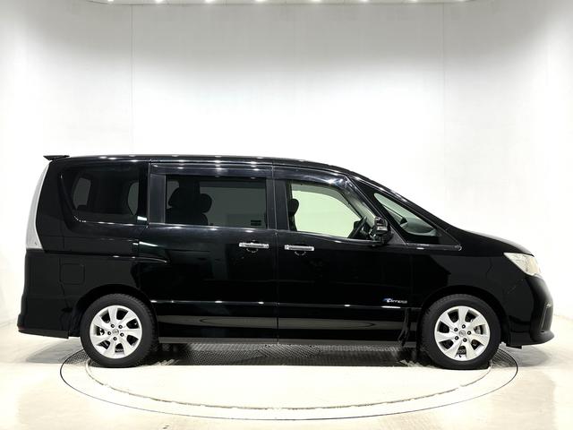 セレナハイウェイスターG S−ハイブリッド ナビ ドラレコ ETCオートエアコン 電動格納ドアミラー 両側電動スライドドア キーフリーシステム 3列シート バックモニター対応(広島県)の中古車